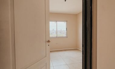 Casa a estrenar en Capilla Del Señor