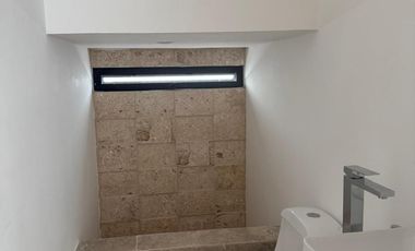 Venta Casa en Zona Country norte de Mérida en Privada con amenidades