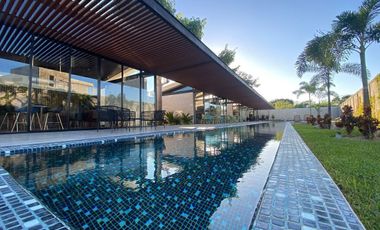 Venta Casa en Zona Country norte de Mérida en Privada con amenidades