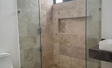 Venta Casa en Zona Country norte de Mérida en Privada con amenidades