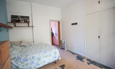 PH en 1er piso por escalera ideal para 2 familias, Cómodos ambientes con patio y terraza
