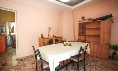 PH en 1er piso por escalera ideal para 2 familias, Cómodos ambientes con patio y terraza
