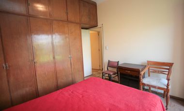 PH en 1er piso por escalera ideal para 2 familias, Cómodos ambientes con patio y terraza
