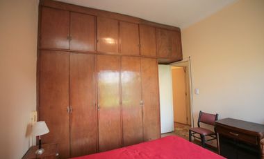 PH en 1er piso por escalera ideal para 2 familias, Cómodos ambientes con patio y terraza