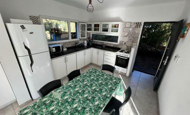 Casa en venta - 3 Dormitorios 1 Baño - 500Mts2 - Valeria del Mar