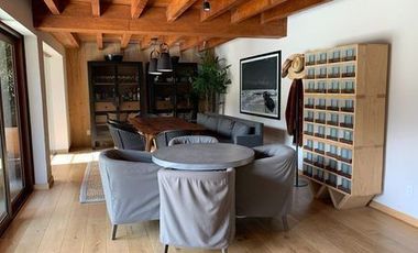 Casa en venta en Valle de Bravo junto al lago