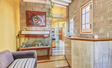 VENTA Casa sobre Lote Propio con parque  en SAN ISIDRO