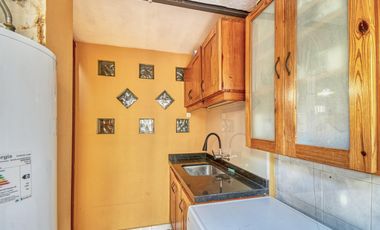 VENTA Casa sobre Lote Propio con parque  en SAN ISIDRO
