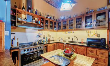 VENTA Casa sobre Lote Propio con parque  en SAN ISIDRO