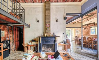 VENTA Casa sobre Lote Propio con parque  en SAN ISIDRO