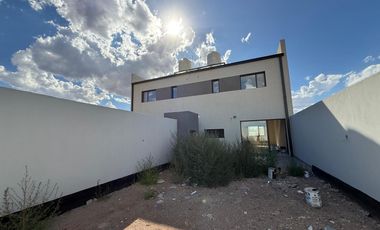 Venta de duplex a estrenar en Primaterra, Centenario
