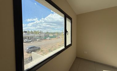 Venta de duplex a estrenar en Primaterra, Centenario