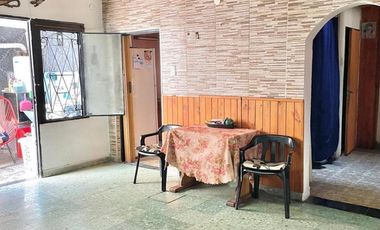 PH en venta - 2 Dormitorios 2 Baños - Cochera -140Mts2 - Lanús