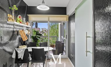 Piso en torre Bajo Belgrano, balcón, terraza, parrilla, amenities, seguridad 24hs, 2 cocheras