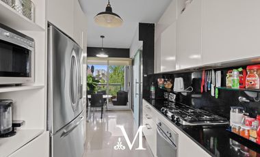 Piso en torre Bajo Belgrano, balcón, terraza, parrilla, amenities, seguridad 24hs, 2 cocheras