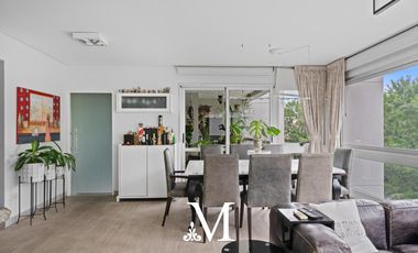 Piso en torre Bajo Belgrano, balcón, terraza, parrilla, amenities, seguridad 24hs, 2 cocheras