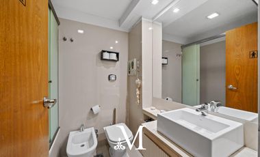 Piso en torre Bajo Belgrano, balcón, terraza, parrilla, amenities, seguridad 24hs, 2 cocheras