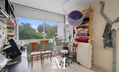 Piso en torre Bajo Belgrano, balcón, terraza, parrilla, amenities, seguridad 24hs, 2 cocheras
