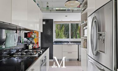 Piso en torre Bajo Belgrano, balcón, terraza, parrilla, amenities, seguridad 24hs, 2 cocheras