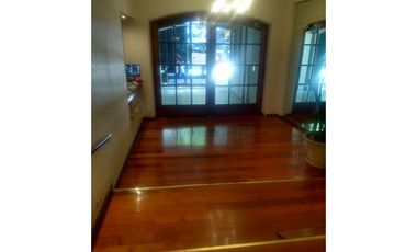 ALQUILER 4 AMBIENTES  RECOLETA  TRES DORMITORIOS BALCÓN CORRIDO DEPENDENCIAS A/A  PISCINA  ZOOM  COCHERA  VESTIDOR BAÑO EN SUITE