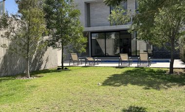 CASA EN RENTA PARA ESTRENAR EN ALTOS JURIQUILLA