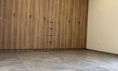 CASA EN RENTA PARA ESTRENAR EN ALTOS JURIQUILLA