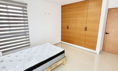 Casa en venta en esquina, en fraccionamiento privado y al sur de la ciudad