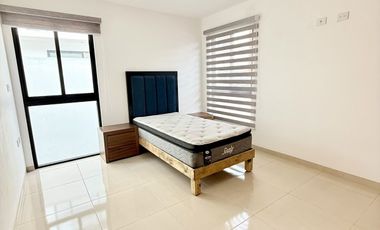 Casa en venta en esquina, en fraccionamiento privado y al sur de la ciudad