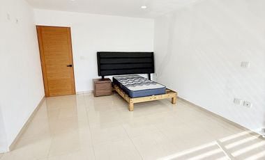 Casa en venta en esquina, en fraccionamiento privado y al sur de la ciudad