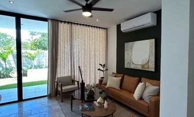 VENTA DE CASA EN MERIDA CON ALBERCA EN PRIVADA CON AMENIDADES TEMOZON NORTE