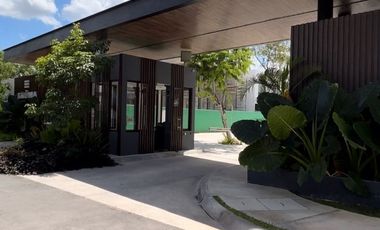 VENTA DE CASA EN MERIDA CON ALBERCA EN PRIVADA CON AMENIDADES TEMOZON NORTE