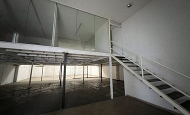 Excelente Local comercial  525m2 en San Pedro de Los pinos