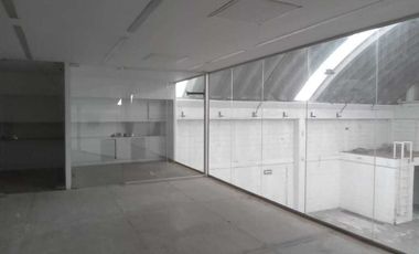Excelente Local comercial  525m2 en San Pedro de Los pinos