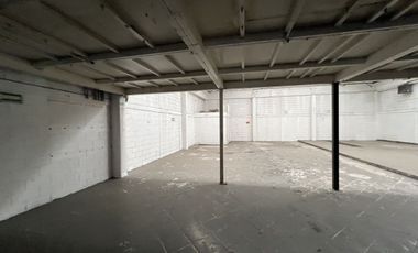 Excelente Local comercial  525m2 en San Pedro de Los pinos
