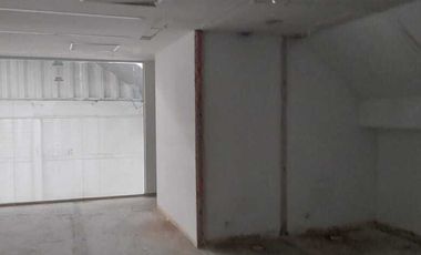 Excelente Local comercial  525m2 en San Pedro de Los pinos