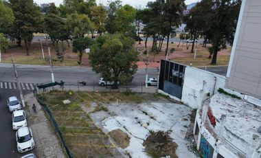 Se Renta terreno sobre Avenida en Ciudad del Sol Zapopan