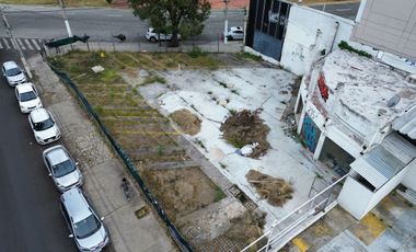 Se Renta terreno sobre Avenida en Ciudad del Sol Zapopan