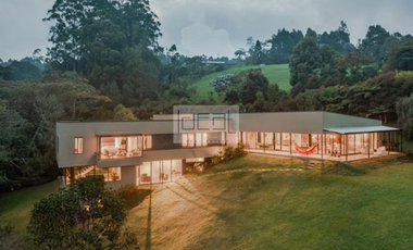 7309162 Arriendo Casa Amoblada en Alto de las Palmas Envigado