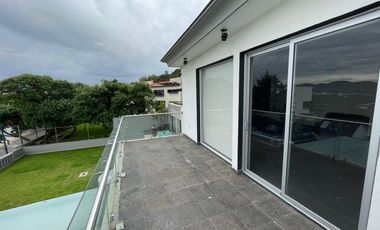 CASA EN VENTA O RENTA EN CONDADO DE SAYAVEDRA