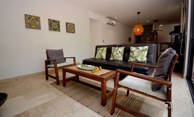 Exquisito Penthouse de 3 Habitaciones en el Corazón de Tulum Encantador