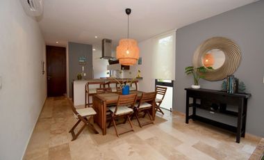 Exquisito Penthouse de 3 Habitaciones en el Corazón de Tulum Encantador