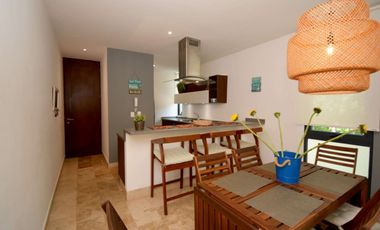 Exquisito Penthouse de 3 Habitaciones en el Corazón de Tulum Encantador