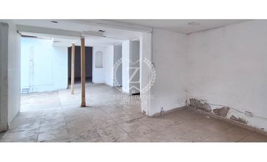 Casa lote para venta en Bello, sector Altavista, Obra 2000