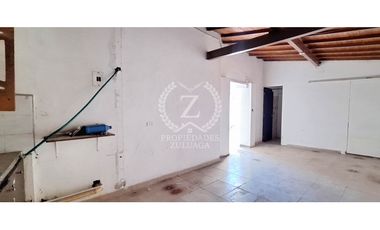 Casa lote para venta en Bello, sector Altavista, Obra 2000