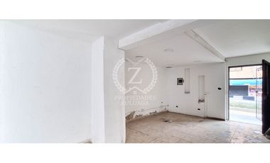 Casa lote para venta en Bello, sector Altavista, Obra 2000