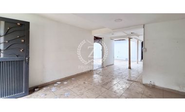 Casa lote para venta en Bello, sector Altavista, Obra 2000