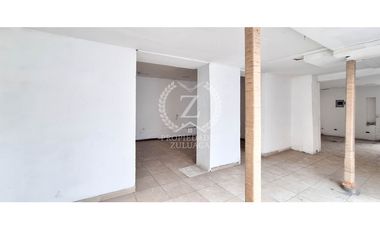 Casa lote para venta en Bello, sector Altavista, Obra 2000