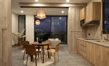 VENTA DEPA SOFÍA SOBRE VIA ATLIXCAYOTL, MUY CERCA DE LAS UNIVERSIDADES.