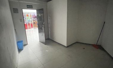 Local comercial en venta  en Plaza Universidad