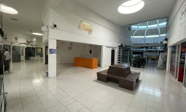 Local comercial en venta  en Plaza Universidad